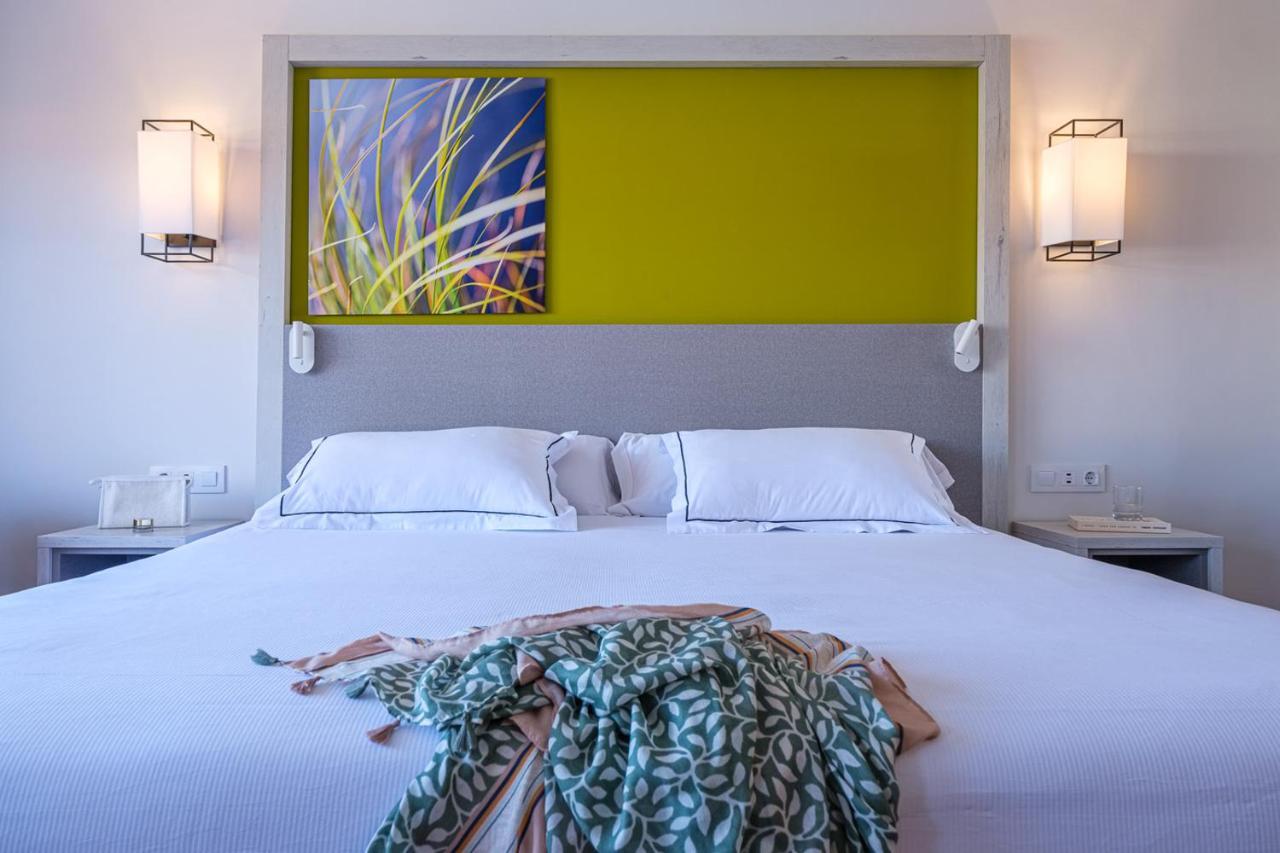 Oassium Hotel - Adults Only ลาปีเนดา ภายนอก รูปภาพ