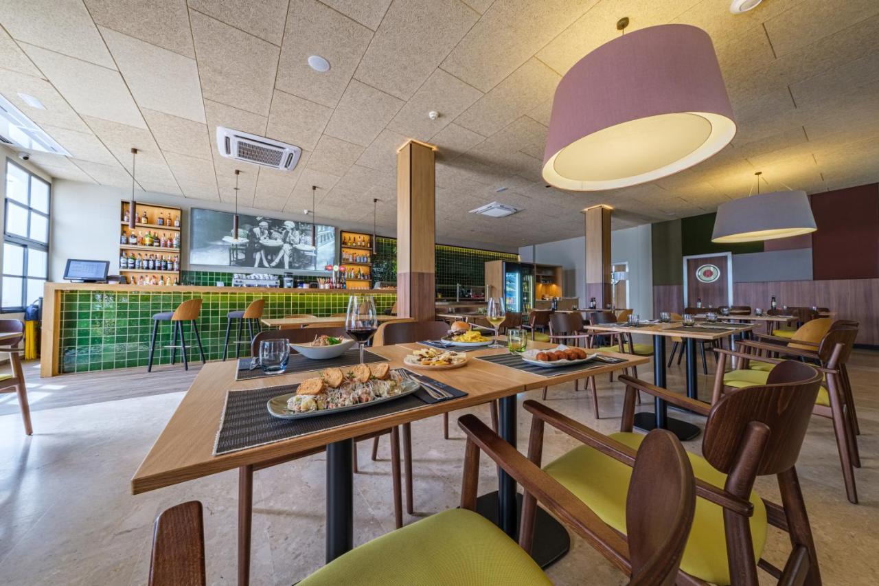 Oassium Hotel - Adults Only ลาปีเนดา ภายนอก รูปภาพ